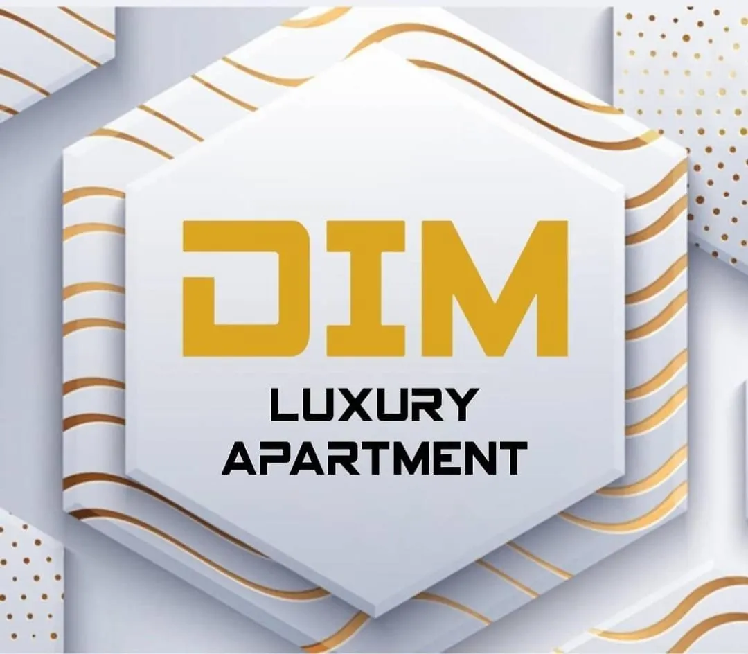 Luxury Dim Apartment Split